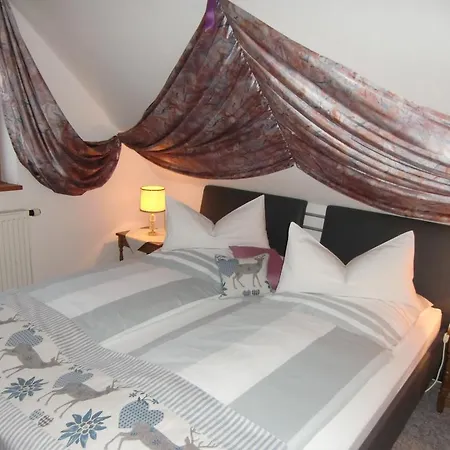 Ferienwohnung Im Koenigsteiner Landhaus Διαμέρισμα *